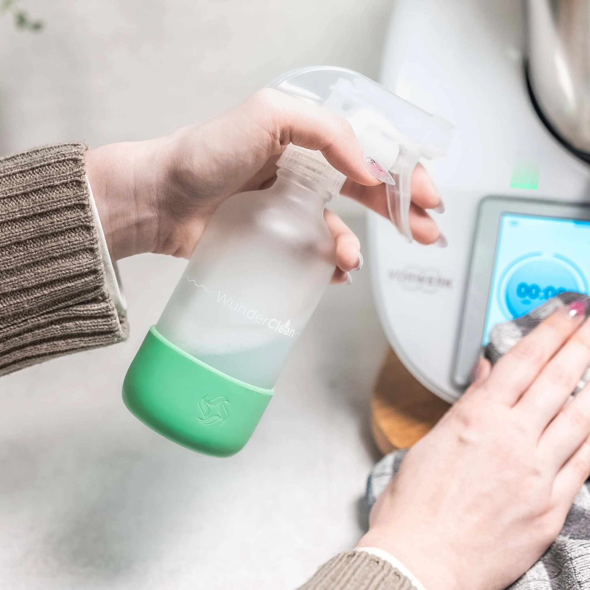 WunderClean Sprühflasche | 240 ml Glasflasche mit Silikon-Bruchschutz für WunderClean Reiniger - Image 4
