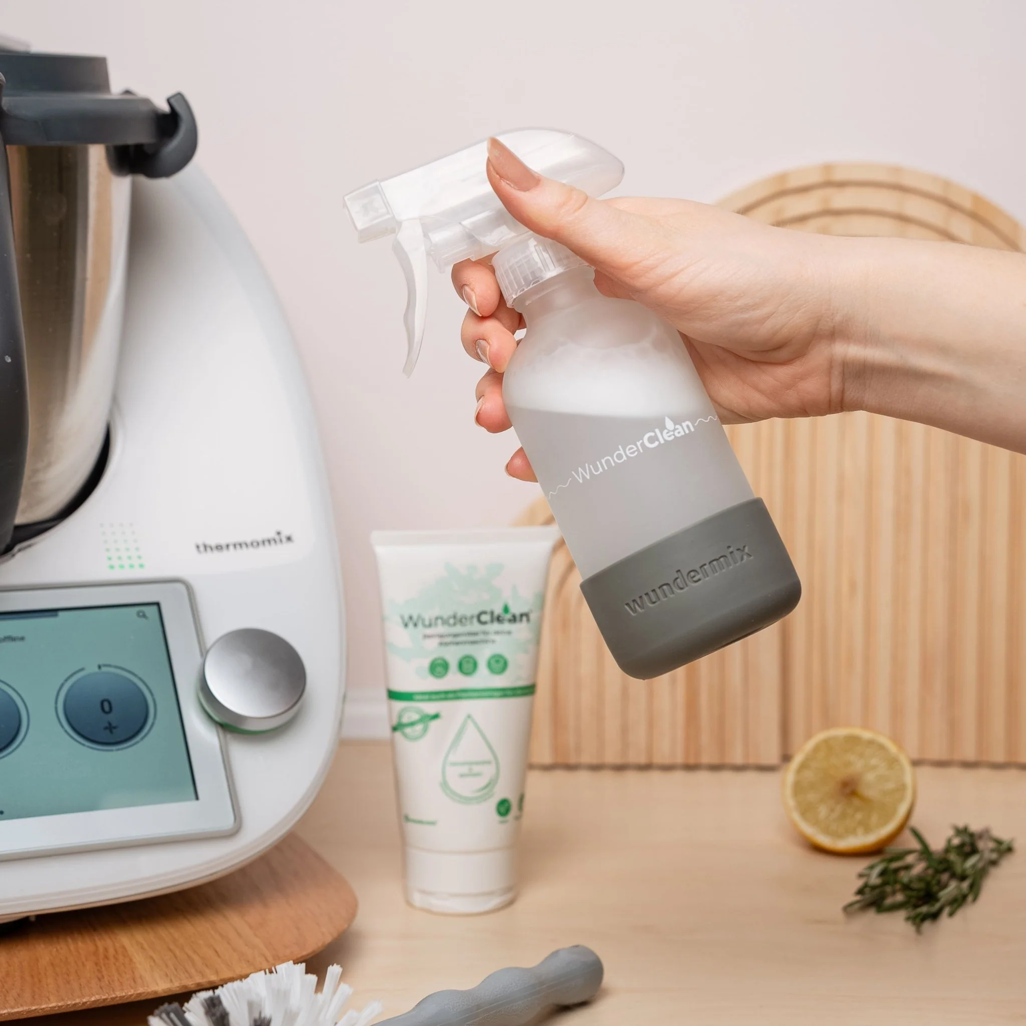 WunderClean Sprühflasche | 240 ml Glasflasche mit Silikon-Bruchschutz für WunderClean Reiniger - Image 8