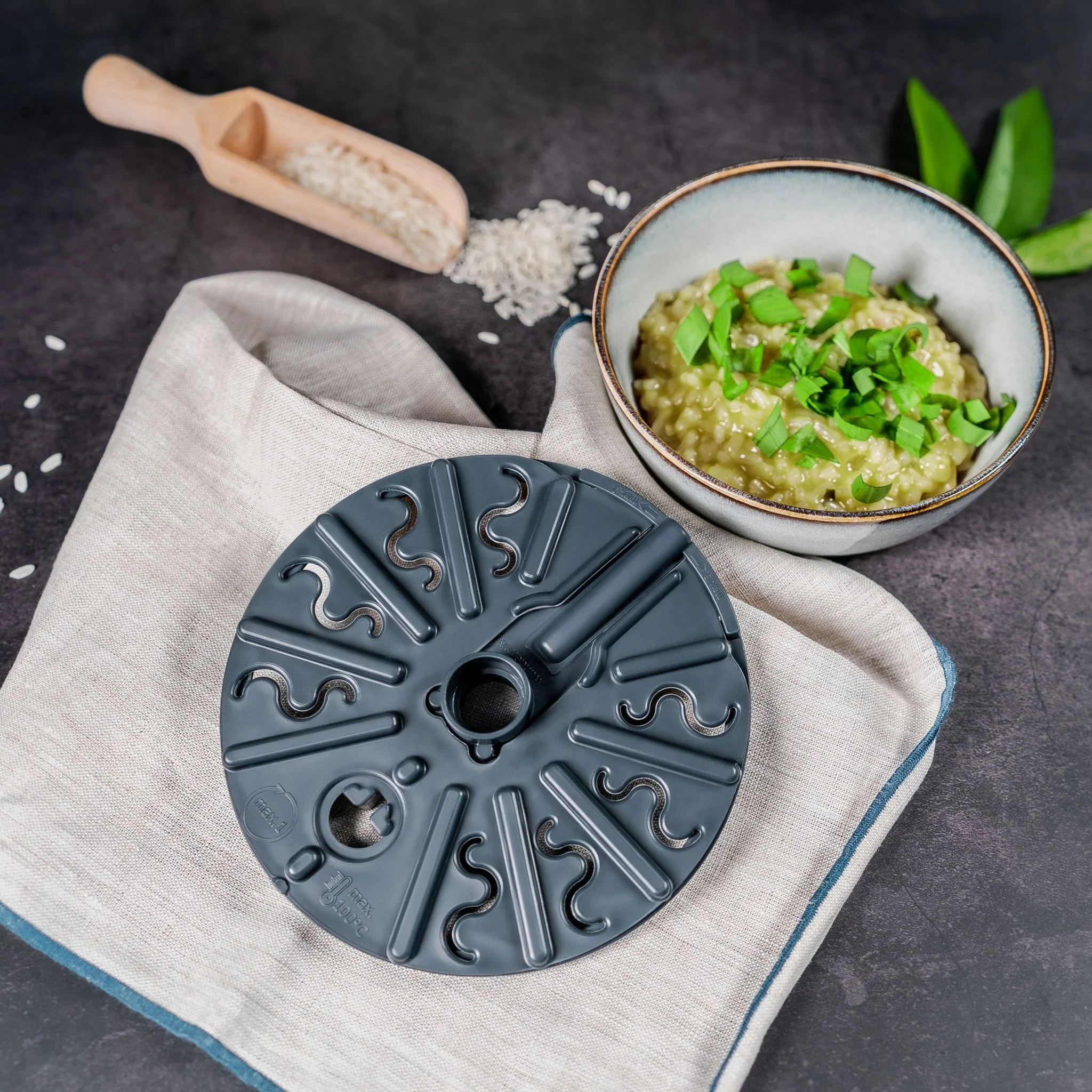 WunderPlate® (mit Träger) | Messerabdeckung für Thermomix TM7, TM6, TM5, TM31 - Image 2